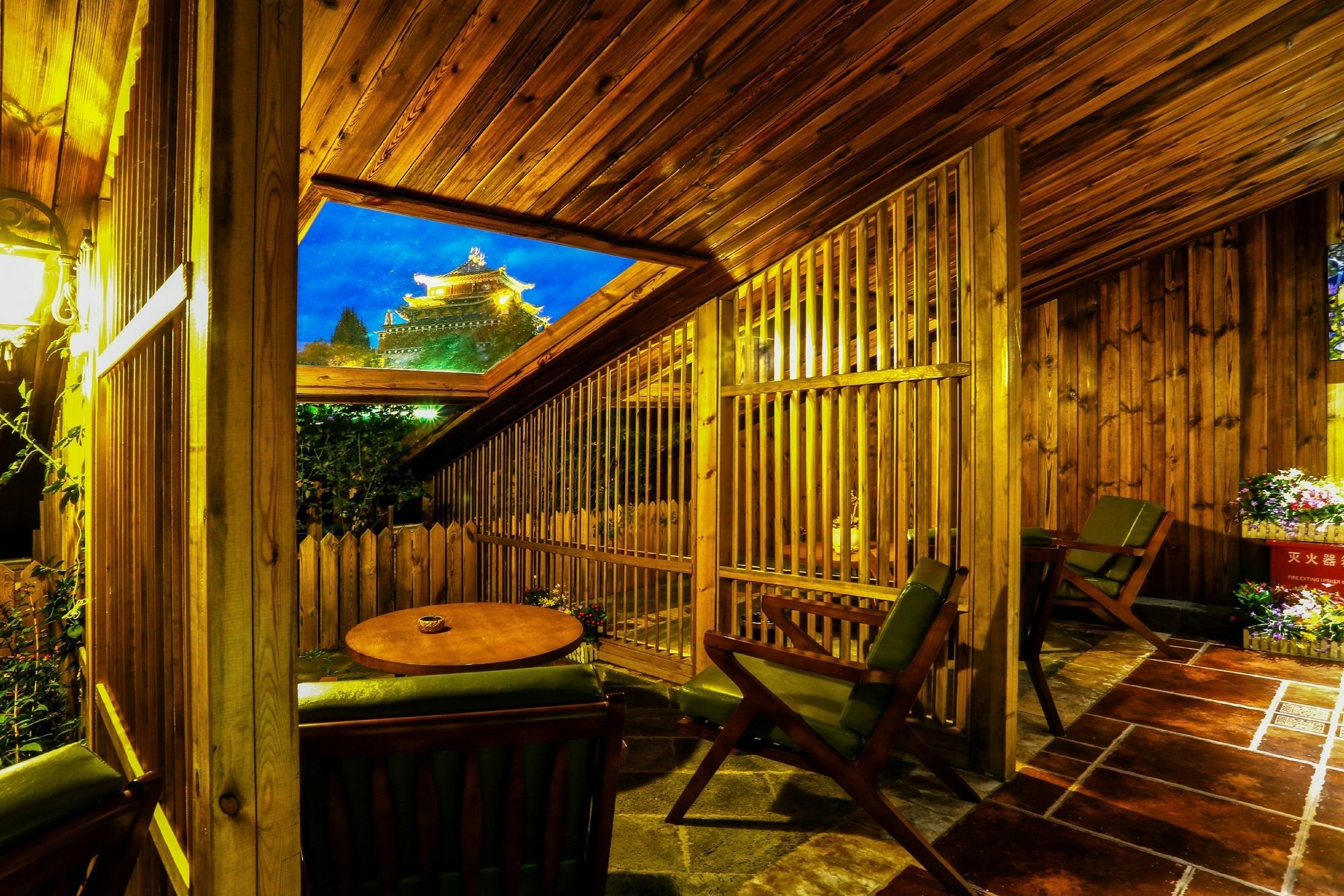 Shangri-La Royal Boutique Inn Eksteriør bilde